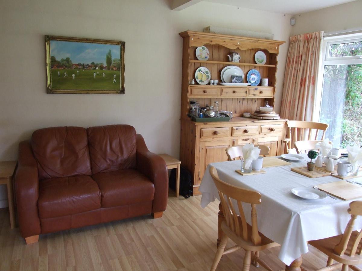Gayton Bed & Breakfast Hampton in Arden Extérieur photo